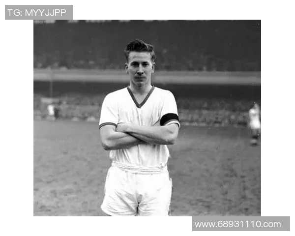 足球传奇博比查尔顿的辉煌生涯与对足球的深远影响